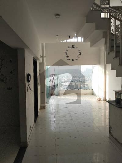 نارتھ ناظم آباد ۔ بلاک ایف نارتھ ناظم آباد,کراچی میں 3 کمروں کا 9 مرلہ فلیٹ 2.65 کروڑ میں برائے فروخت۔