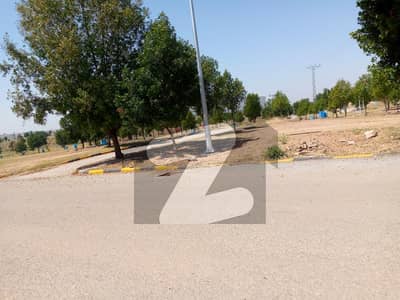 ڈی ایچ اے ویلی - بلیوبیل سیکٹر ڈی ایچ اے ویلی,ڈی ایچ اے ڈیفینس,اسلام آباد میں 5 مرلہ رہائشی پلاٹ 24.0 لاکھ میں برائے فروخت۔ ڈی ایچ اے ویلی - بلیوبیل سیکٹر ڈی ایچ اے ویلی,ڈی ایچ اے ڈیفینس,اسلام آباد میں 5 مرلہ رہائشی پلاٹ 24.0 لاکھ میں برائے فروخت۔