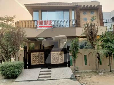 ڈی ایچ اے فیز 3 ڈیفنس (ڈی ایچ اے),لاہور میں 4 کمروں کا 7 مرلہ مکان 3.65 کروڑ میں برائے فروخت۔ ڈی ایچ اے فیز 3 ڈیفنس (ڈی ایچ اے),لاہور میں 4 کمروں کا 7 مرلہ مکان 3.65 کروڑ میں برائے فروخت۔