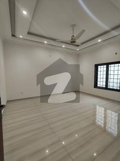 INVESTOR PRICE HOUSE FOR SALE IN E-11