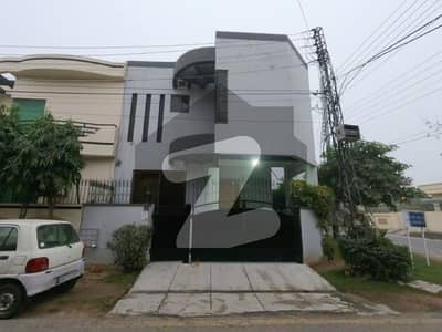Highly-Desirable 5 Marla House Available In DHA Phase 3 - Block Z