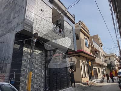 House In Walton Road Sized 4 Marla Is Available