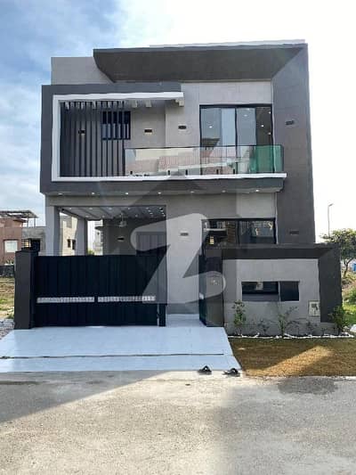 ڈی ایچ اے 11 رہبر فیز 2 ڈی ایچ اے 11 رہبر,لاہور میں 3 کمروں کا 5 مرلہ مکان 2.65 کروڑ میں برائے فروخت۔ ڈی ایچ اے 11 رہبر فیز 2 ڈی ایچ اے 11 رہبر,لاہور میں 3 کمروں کا 5 مرلہ مکان 2.65 کروڑ میں برائے فروخت۔