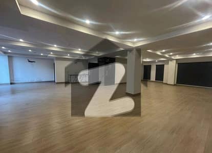 ڈی ایچ اے فیز 1 - سیکٹر ایف ڈی ایچ اے ڈیفینس فیز 1,ڈی ایچ اے ڈیفینس,اسلام آباد میں 8 مرلہ Studio دفتر 1.5 لاکھ میں کرایہ پر دستیاب ہے۔