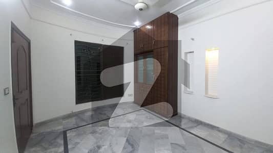 شہزاد ٹاؤن اسلام آباد میں 1 کمرے کا 2 مرلہ کمرہ 28.0 ہزار میں کرایہ پر دستیاب ہے۔