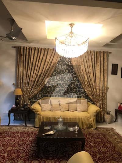 Luxury Bungalow for Sale in DHA Phase 5 Hillside. Momin Badban Area.