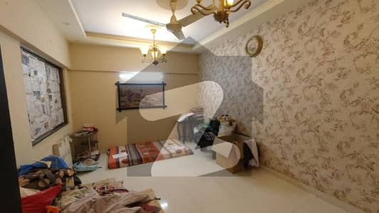 نارتھ ناظم آباد ۔ بلاک ایچ نارتھ ناظم آباد,کراچی میں 3 کمروں کا 7 مرلہ فلیٹ 3.4 کروڑ میں برائے فروخت۔