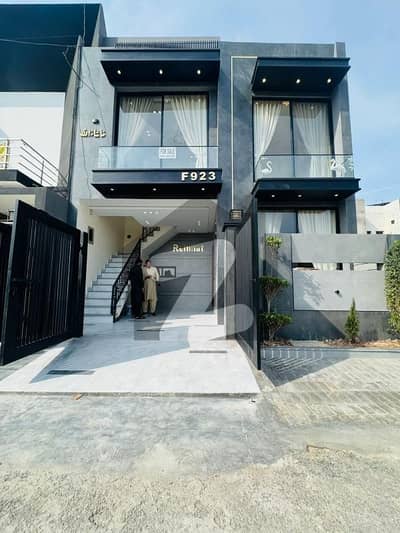 الرحمان فیز 2 - بلاک ایف الرحمان گارڈن فیز 2,الرحمان گارڈن,لاہور میں 5 کمروں کا 5 مرلہ مکان 2.25 کروڑ میں برائے فروخت۔