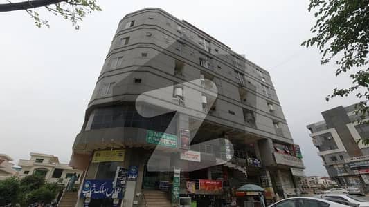 Corner Office For Grabs In 1500 Square Feet Islamabad