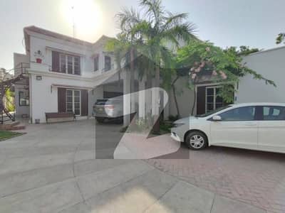 2 Kanal 10 Marla House For Sale Abubakar Block 8 Bedroom 10 Car Parking Ideal Location