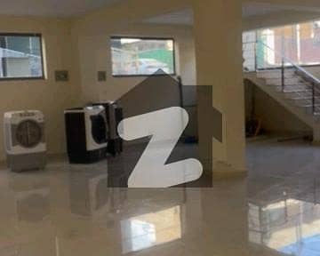 ای ۔ 11/2 ای ۔ 11,اسلام آباد میں 1 کنال دفتر 10.0 لاکھ میں کرایہ پر دستیاب ہے۔