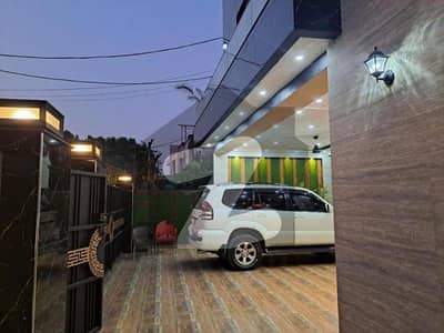 ڈی ایچ اے فیز 1 ڈیفنس (ڈی ایچ اے),لاہور میں 5 کمروں کا 1 کنال مکان 6.45 کروڑ میں برائے فروخت۔ ڈی ایچ اے فیز 1 ڈیفنس (ڈی ایچ اے),لاہور میں 5 کمروں کا 1 کنال مکان 6.45 کروڑ میں برائے فروخت۔