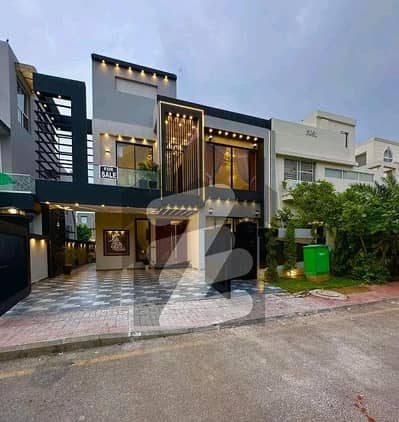 Vip 10 Marla Brand New Ultra Luxury House For Sale In Bahria Town Lahore