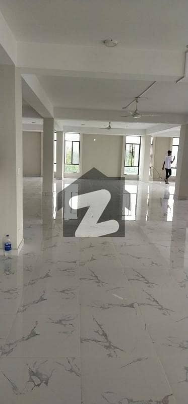 Blue Area 3000 Sq. Feet Office Available For Rent ,Lift Installed