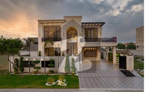 1 KANAL BRAND NEW EYE CATCHING ULTRA MODERN BUNGALOW FOR SALE NEAR TO RAYA IN LOW PRICE