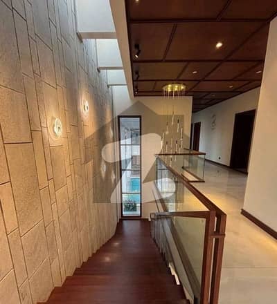 House Sized 500 Square Yards In DHA Phase 4