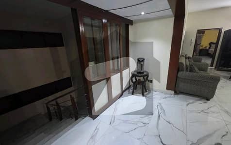 ڈی ایچ اے فیز 4 ڈی ایچ اے ڈیفینس,کراچی میں 1 کنال مکان 16.5 کروڑ میں برائے فروخت۔ ڈی ایچ اے فیز 4 ڈی ایچ اے ڈیفینس,کراچی میں 1 کنال مکان 16.5 کروڑ میں برائے فروخت۔