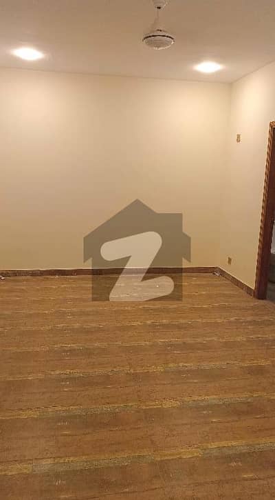 CORNER APARTMENT FOR RENT  Brand new and beautiful  5th floor  2100 sqft  3 Bedroom with bath  Drawing room with bath  High speed lift
