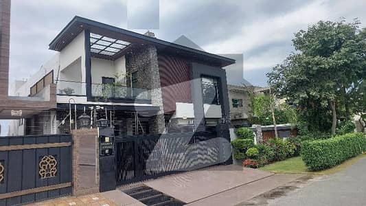 Modern Style one kanal Bungalow, Beautifully designed by architect for Sale in Lake city Meadows (Ex State Life Phase-1), just next to DHA Phase-5 Lahore. Modern Style one kanal Bungalow, Beautifully designed by architect for Sale in Lake city Meadows (Ex State Life Phase-1), just next to DHA Phase-5 Lahore.