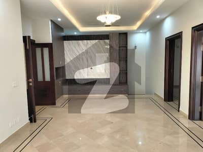 پی ایچ اے ایف آفیسرز ریزڈینسیا کوری روڈ,اسلام آباد میں 2 کمروں کا 8 مرلہ بالائی پورشن 65.0 ہزار میں کرایہ پر دستیاب ہے۔ پی ایچ اے ایف آفیسرز ریزڈینسیا کوری روڈ,اسلام آباد میں 2 کمروں کا 8 مرلہ بالائی پورشن 65.0 ہزار میں کرایہ پر دستیاب ہے۔