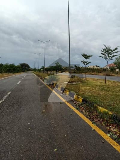 ڈی ۔ 12/4 ڈی ۔ 12,اسلام آباد میں 1 کنال رہائشی پلاٹ 13.0 کروڑ میں برائے فروخت۔