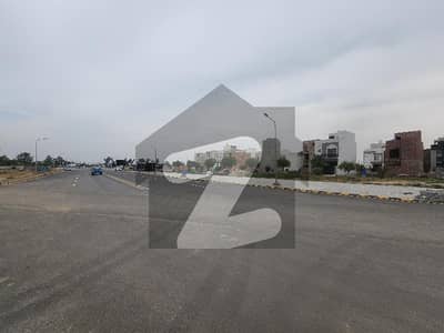 4 Marla commercial plot for sale