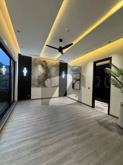 1 Kanal Upper Portion For Rent In DHA Phase 8 - Separate Entrance