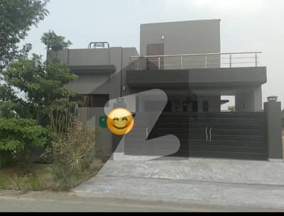 بحریہ آرچرڈ فیز 1 بحریہ آرچرڈ,لاہور میں 2 کمروں کا 8 مرلہ مکان 2.0 کروڑ میں برائے فروخت۔