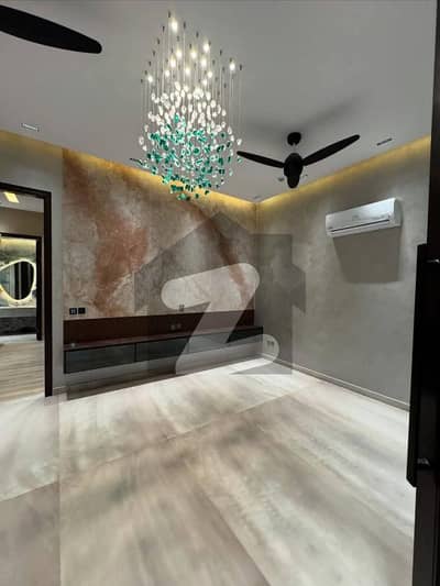 1 Kanal Like a Brand New Upper Portion For Rent in DHA Phase 8 - Separate Entrance