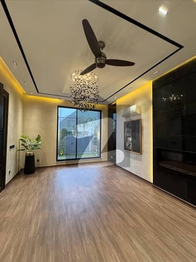 1 Kanal Like a Brand New Upper Portion For Rent in DHA Phase 8 - Separate Entrance