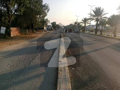 IDEAL LOCATION PLOT FOR SALE PLOT BRAY FROKHAT