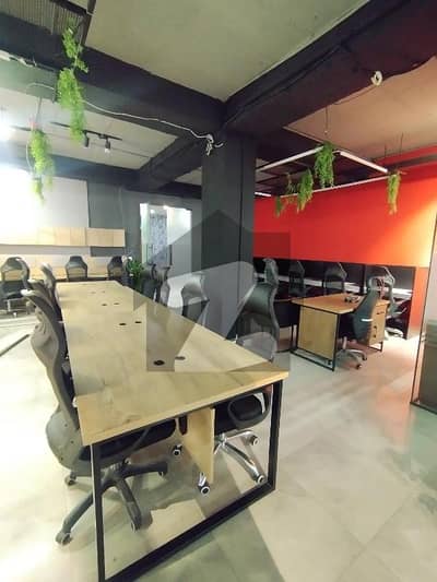 گلبرگ لاہور میں 9 مرلہ دفتر 4.25 لاکھ میں کرایہ پر دستیاب ہے۔