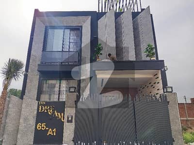 گارڈن ٹاؤن فیز 3 - بلاک اے1 گارڈن ٹاؤن فیز 3,گارڈن ٹاؤن,گوجرانوالہ میں 3 کمروں کا 5 مرلہ مکان 2.5 کروڑ میں برائے فروخت۔