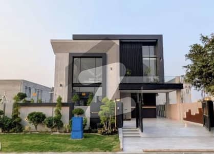 One kanal luxurious bungalow located near mall available for rent in dha phase 5 Lahore
