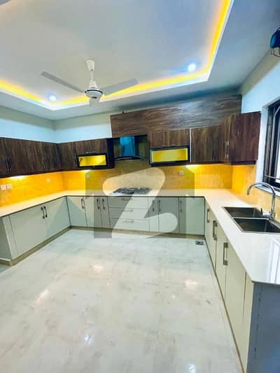 عسکری 10 - سیکٹر ایس عسکری 10,عسکری,لاہور میں 5 کمروں کا 15 مرلہ مکان 2.78 لاکھ میں کرایہ پر دستیاب ہے۔