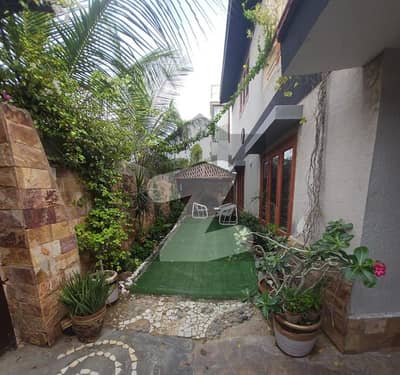 ڈی ایچ اے فیز 4 ڈی ایچ اے ڈیفینس,کراچی میں 4 کمروں کا 12 مرلہ مکان 9.5 کروڑ میں برائے فروخت۔