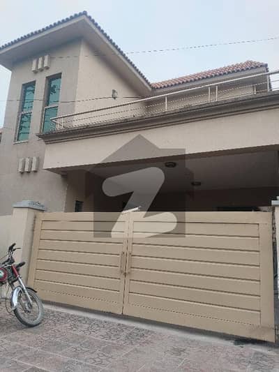 عسکری 11 عسکری,لاہور میں 4 کمروں کا 10 مرلہ مکان 1.55 لاکھ میں کرایہ پر دستیاب ہے۔