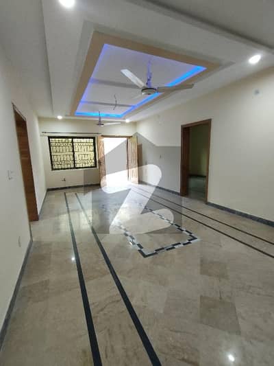 ای ۔ 11 اسلام آباد میں 3 کمروں کا 1 کنال زیریں پورشن 1.25 لاکھ میں کرایہ پر دستیاب ہے۔