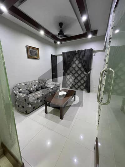 ڈی ایچ اے فیز 2 ایکسٹینشن ڈی ایچ اے ڈیفینس,کراچی میں 3 کمروں کا 5 مرلہ فلیٹ 1.5 کروڑ میں برائے فروخت۔