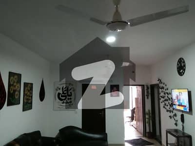 نارتھ ناظم آباد ۔ بلاک ایف نارتھ ناظم آباد,کراچی میں 3 کمروں کا 5 مرلہ فلیٹ 2.25 کروڑ میں برائے فروخت۔