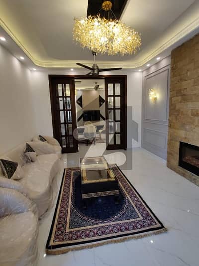 10 Marla Luxury Furnished House for sale