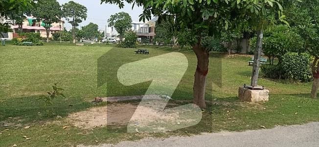2 Kanal Plot Available For Sale