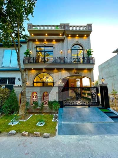 5 Marla Brand New House Available For Sale