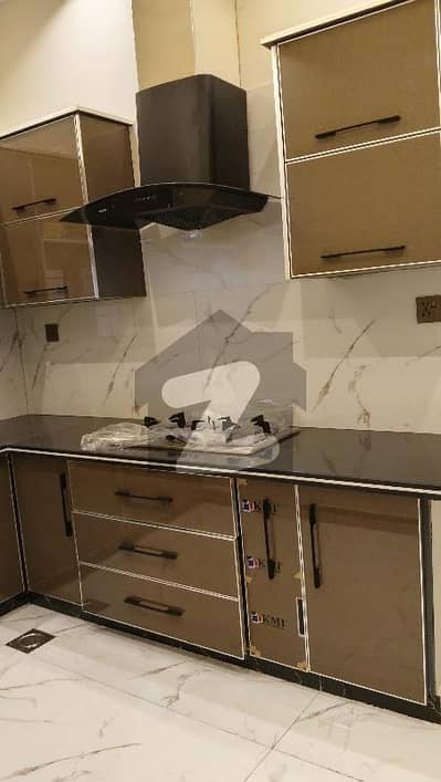 10 MARLA TILE FLOORING UPPER PORTION AVAILABLE FOR RENT IN NASHEMAN IQBAL PH 1