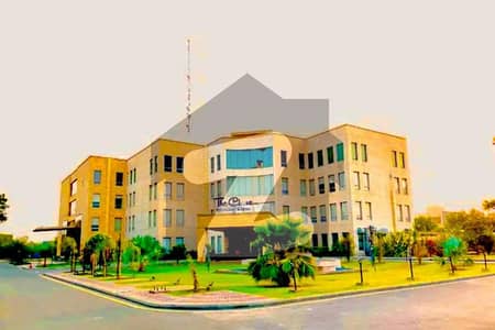 Hot Deal 8 Marla Next To Corer Plot For Sale In B Block Bahria Orchard Lahore