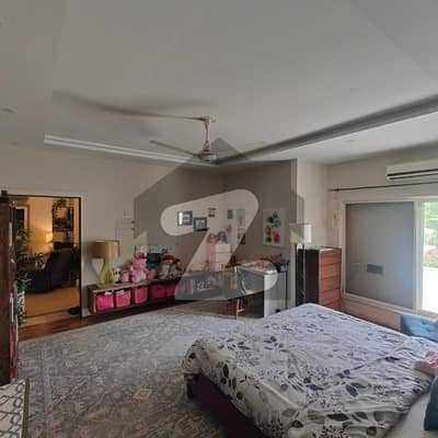 ڈیفینس رایا ڈی ایچ اے ڈیفینس,لاہور میں 4 کمروں کا 2 کنال بالائی پورشن 3.15 لاکھ میں کرایہ پر دستیاب ہے۔