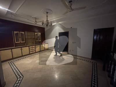 5 Marla Full house for rent reasonable rent hot location