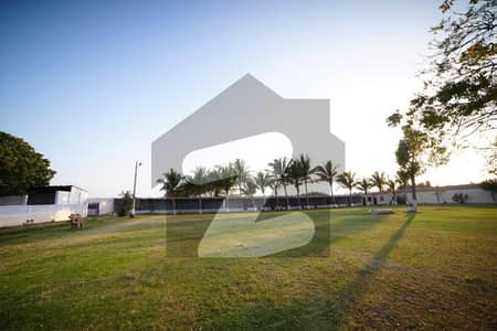 دھابیجی کراچی میں 3 کمروں کا 26 کنال فارم ہاؤس 3.85 کروڑ میں برائے فروخت۔