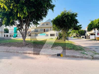 بحریہ انکلیو - سیکٹر سی 1 بحریہ انکلیو,بحریہ ٹاؤن,اسلام آباد میں 10 مرلہ رہائشی پلاٹ 2.4 کروڑ میں برائے فروخت۔ بحریہ انکلیو - سیکٹر سی 1 بحریہ انکلیو,بحریہ ٹاؤن,اسلام آباد میں 10 مرلہ رہائشی پلاٹ 2.4 کروڑ میں برائے فروخت۔