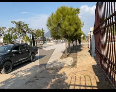 Gulberg Green Block Executive 5Kanal With 2.5Kanal ExtraLand Ready To Construct Plot Available For Sale